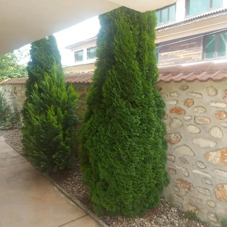 Къща За Гости Елена Guest house